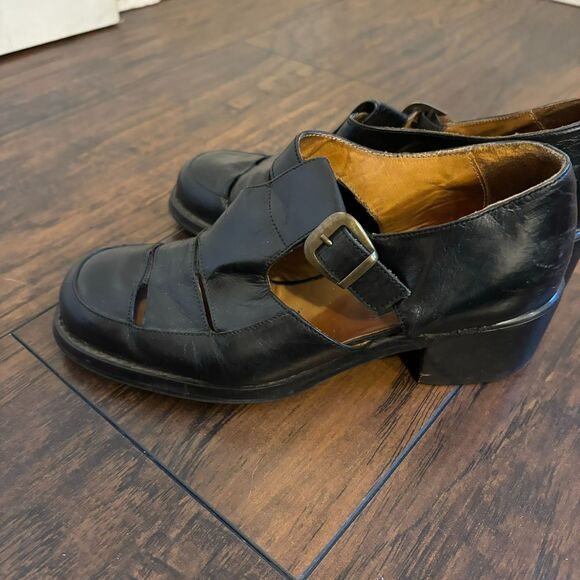 Soho New York size 6.5 Vintage 90s Y2K Black Loafers Academia Preppy Leather - Picture 3 of 10